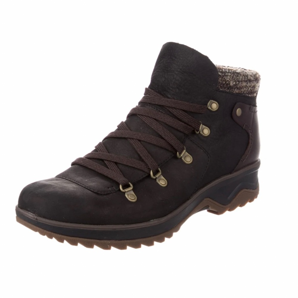 Merrell Hiking Boots. Brand new wore one time.